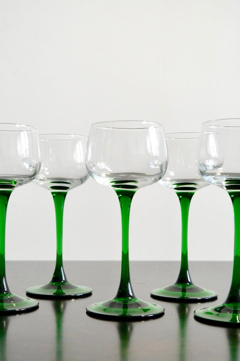 Luminarc France Green Stemmed Wine Glasses