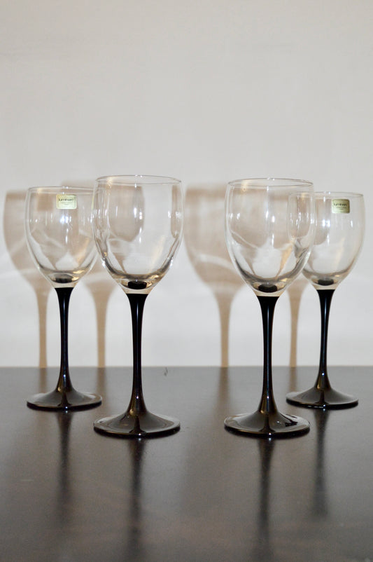 Luminarc France Black Stemmed Wine Glasses