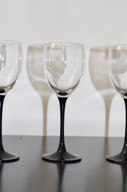 Luminarc France Black Stemmed Wine Glasses